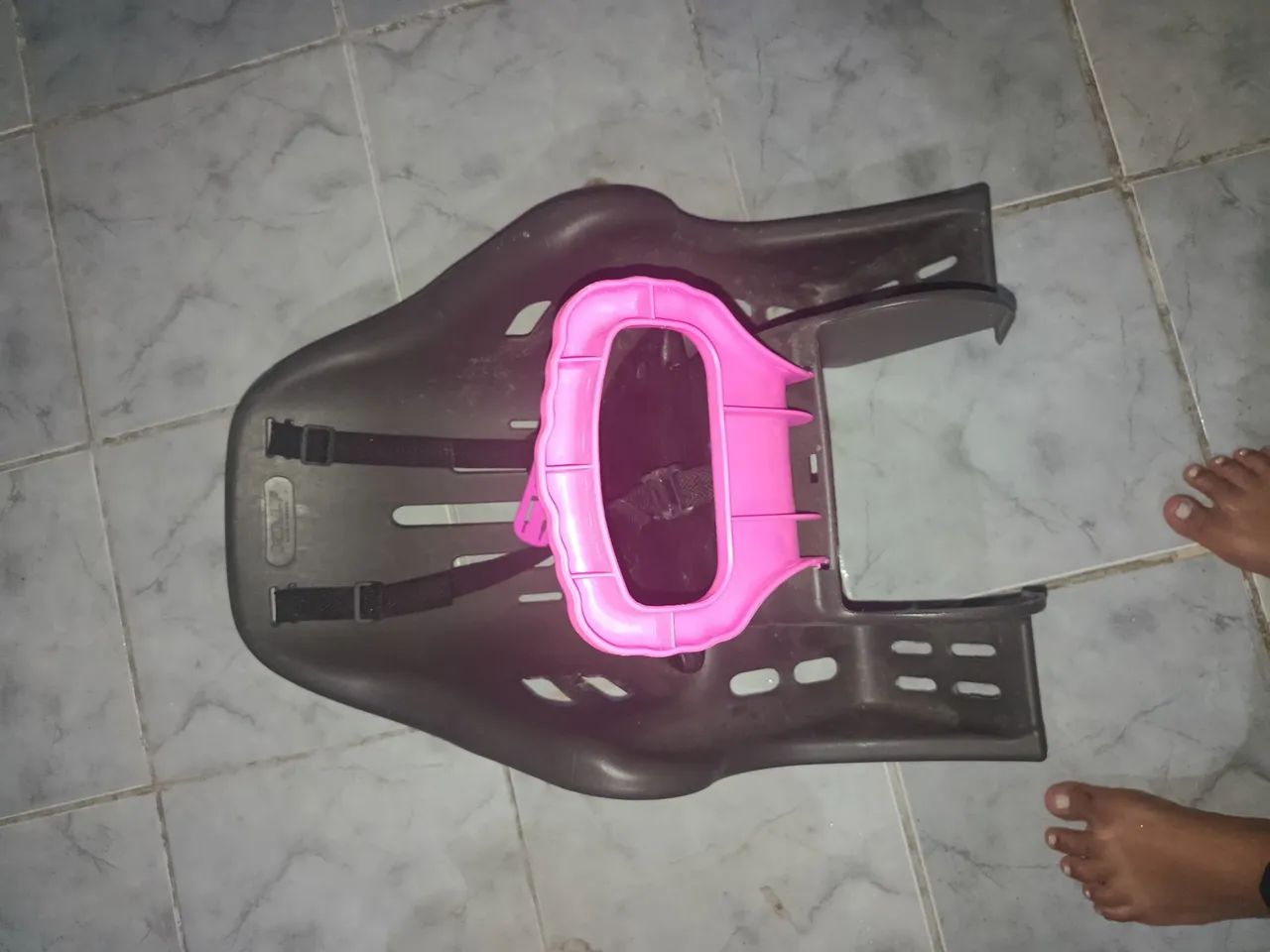 Two rear chairs, each BRL 100.0064299093529985125