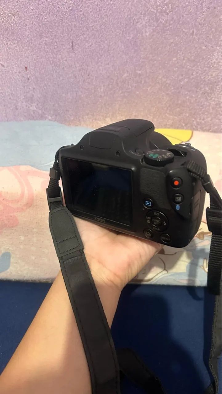 Vendo esta linda cânon 520hs semiprofissional  - Foto 2