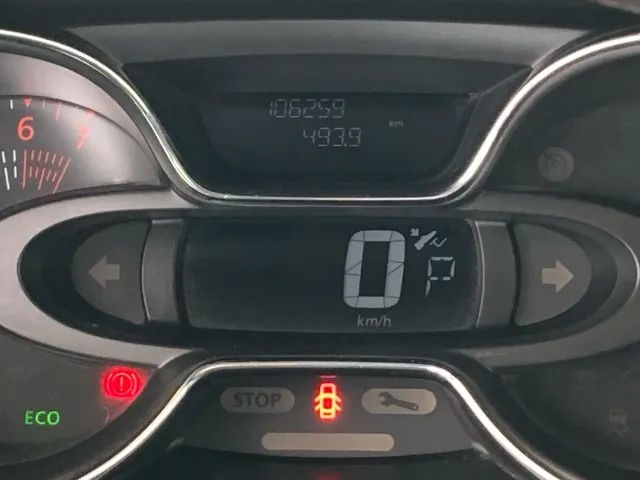 Renault Captur Intense 1.6 2018 Aut (com vistoria cautelar)  - Foto 4