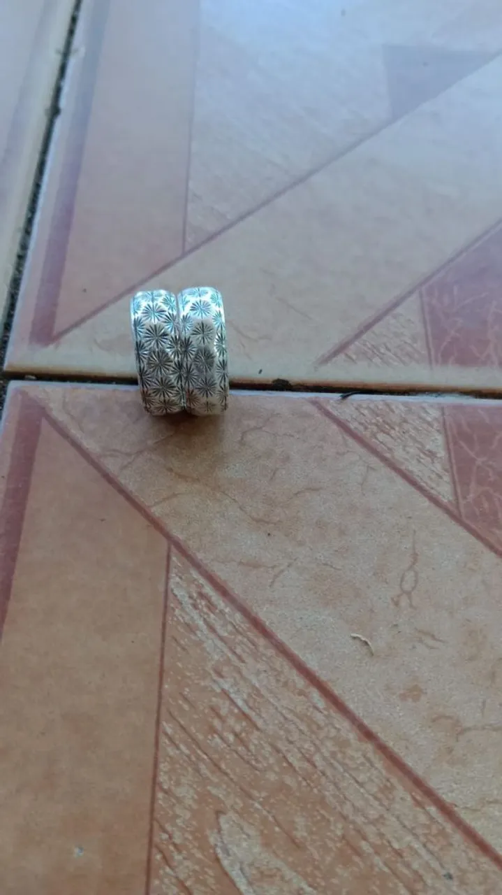 Aliança com 9 gm