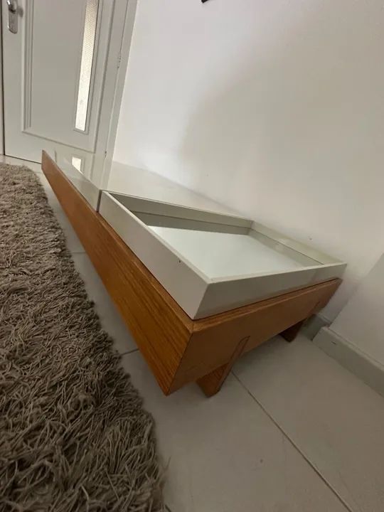 Mesa de Centro Retangular em Madeira de laka