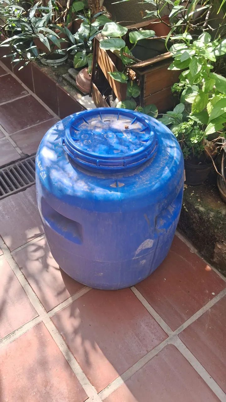 Tambor de plástico azul armazenamento de água da chuva 64861552476546121