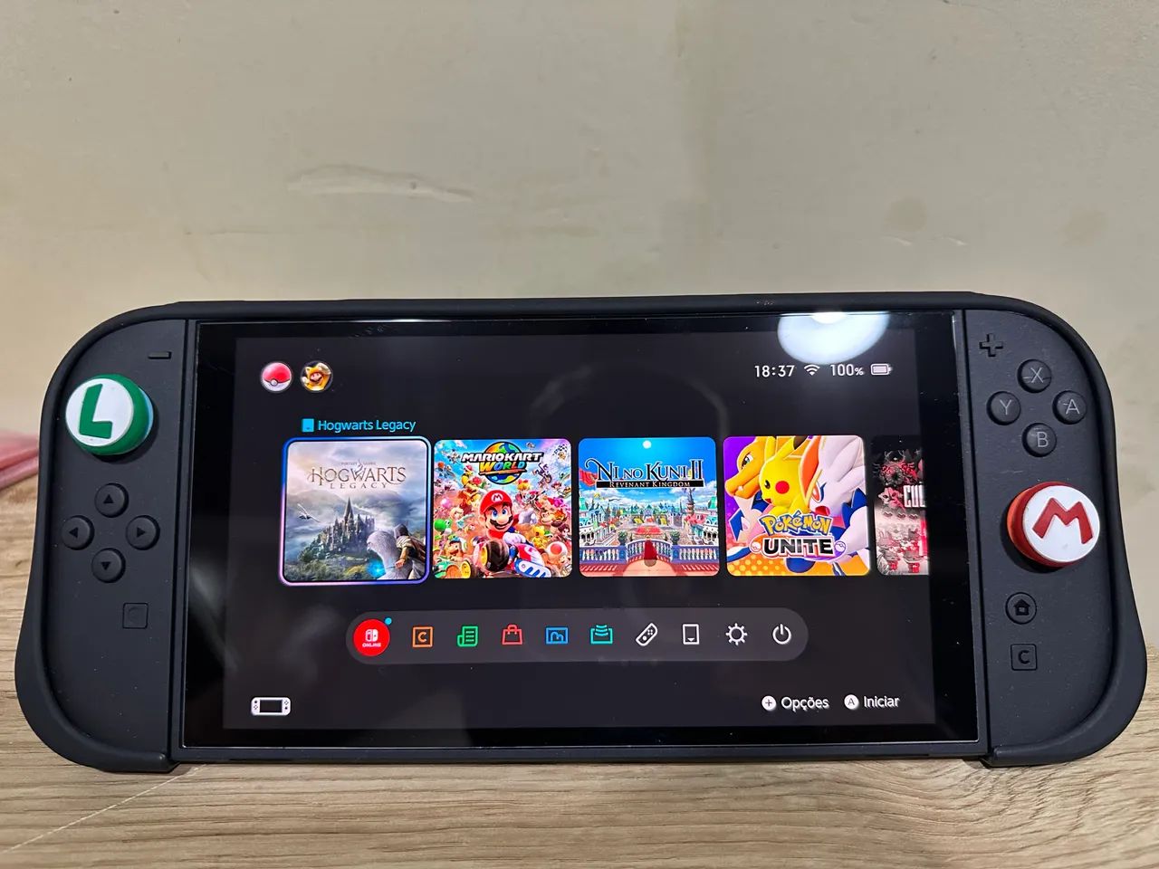 Nintendo Switch 2 - Muito bem conservado + Jogo Pokémon Legends ZA