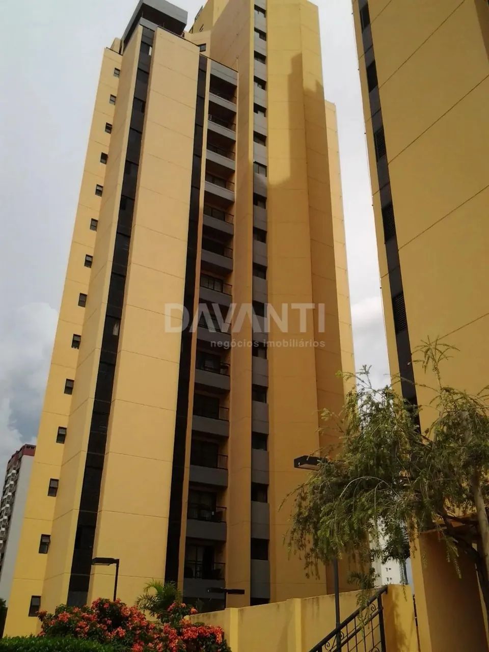 Apartamento para locação no bairro Mansões Santo Antônio em Campinas na Davanti Imóveis. - Foto 2