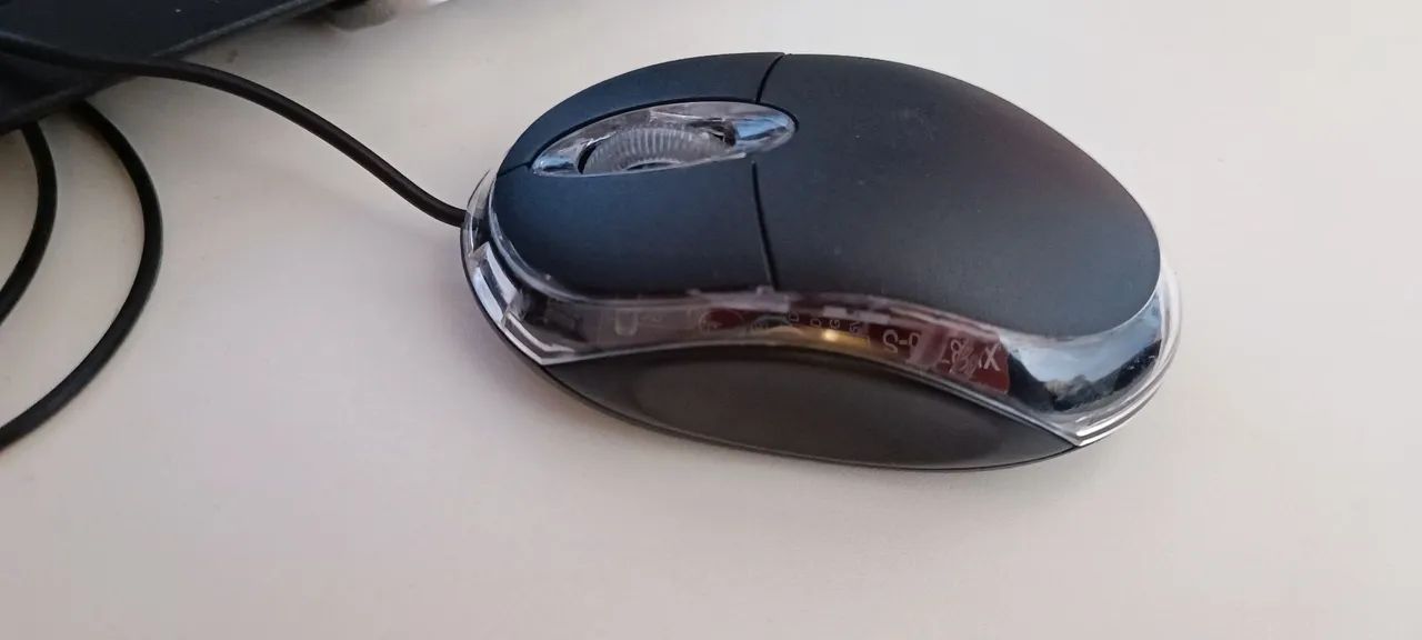 Mouse com design moderno e confortável - Foto 4