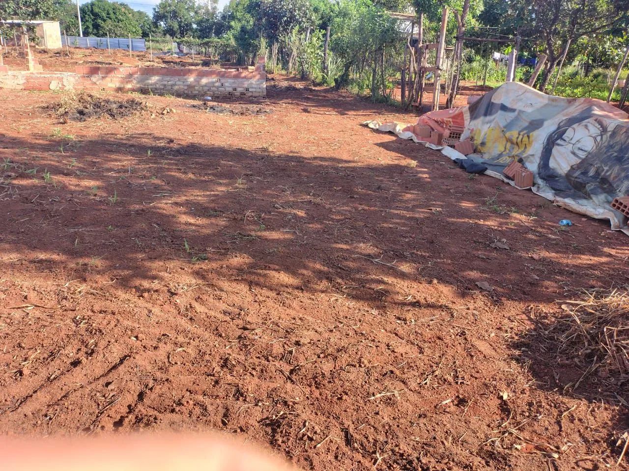 Lote já com a base construída. Parque 8 jardim ingá 15x40 sessão de direito - Foto 3