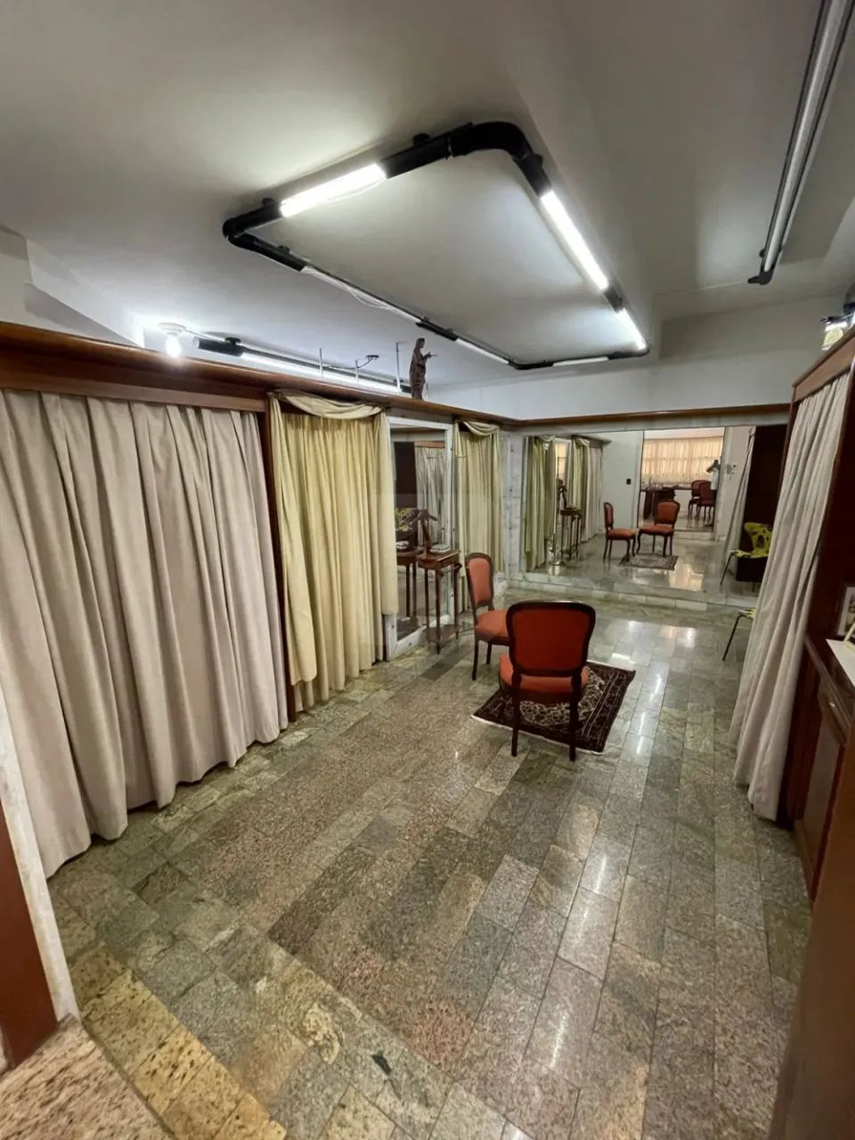 CASA COMERCIAL PARA LOCAÇÃO BAIRRO CENTRO - Foto 4