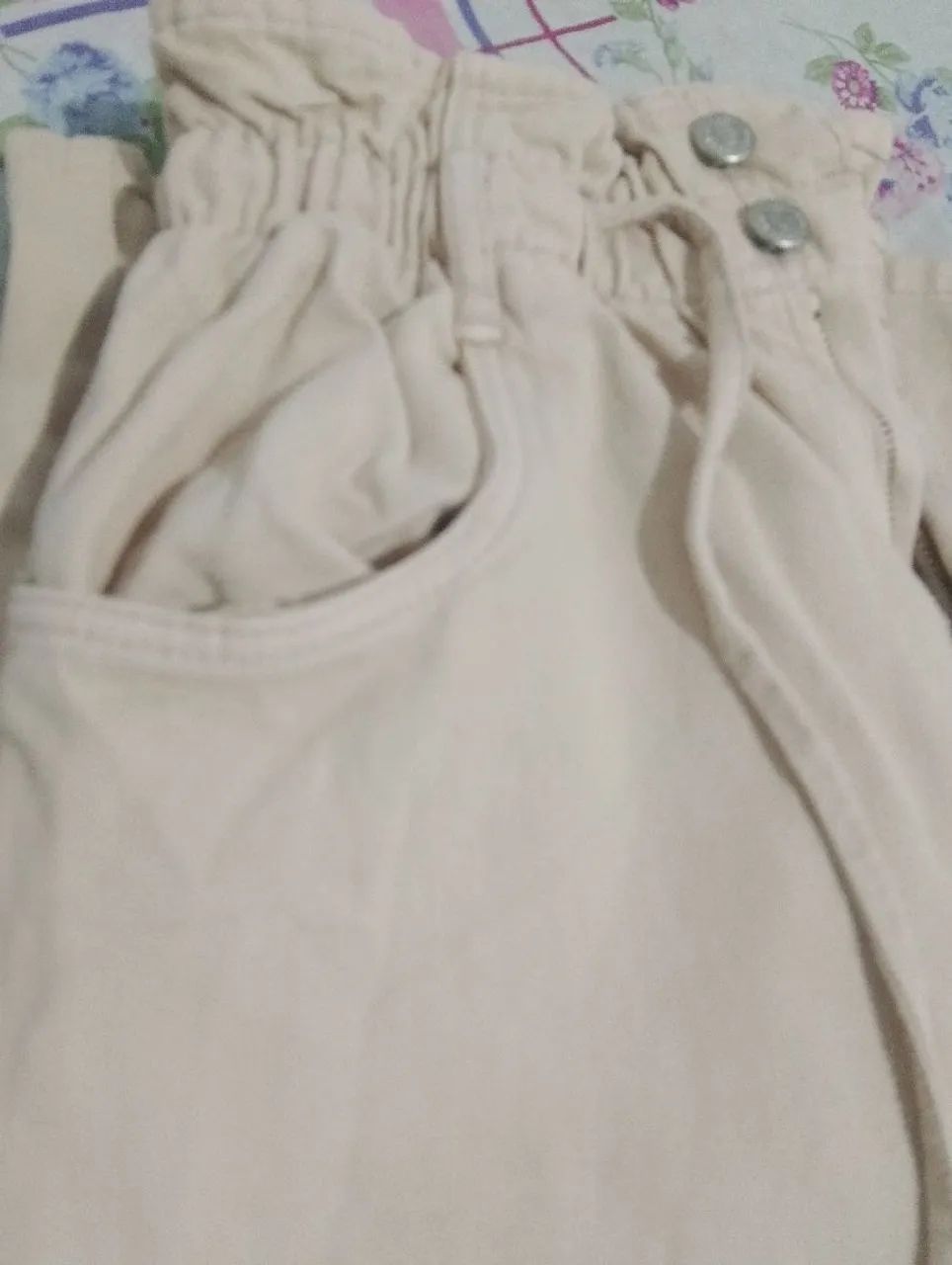 Calça beje 