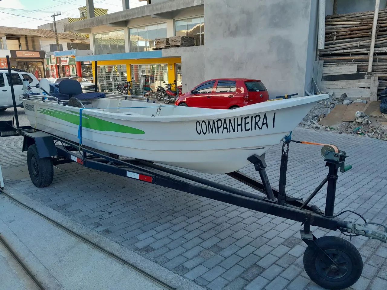 Lancha de Fibra com Yamaha 15HP - Foto 3