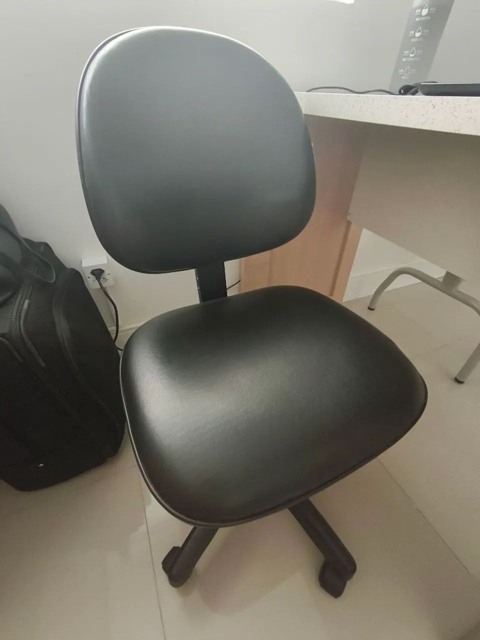 Cadeira executiva giratória 
