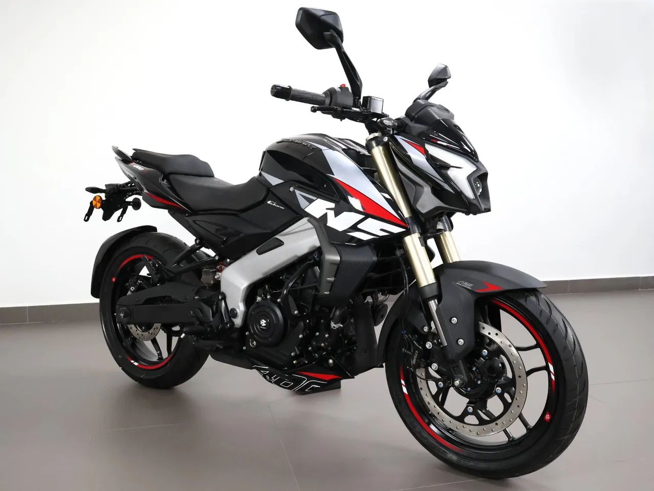 BAJAJ DOMINAR NS400Z ABS - Foto 5