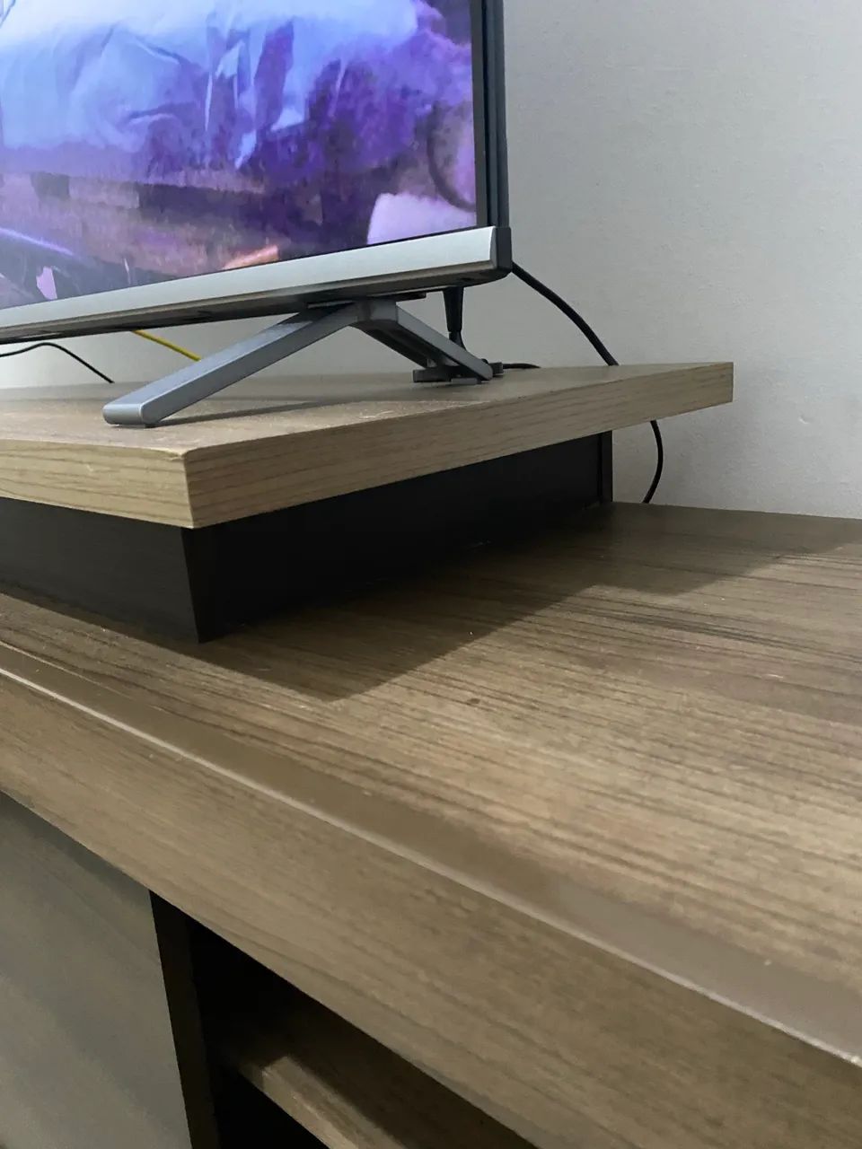 rack para tv moderno - amadeirado com porta de correr - Foto 3