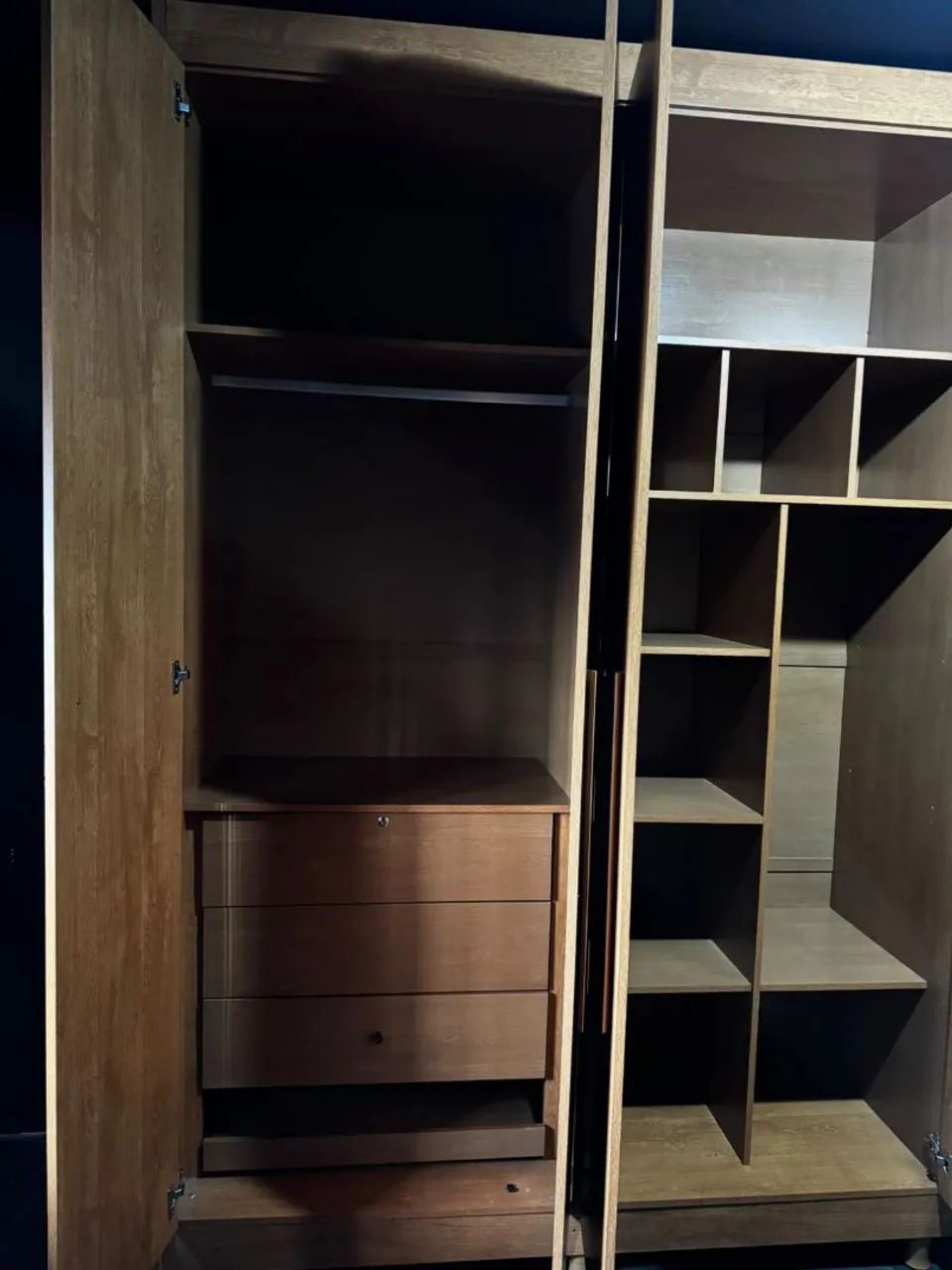 Guarda roupa grande todo MDF  - Foto 2