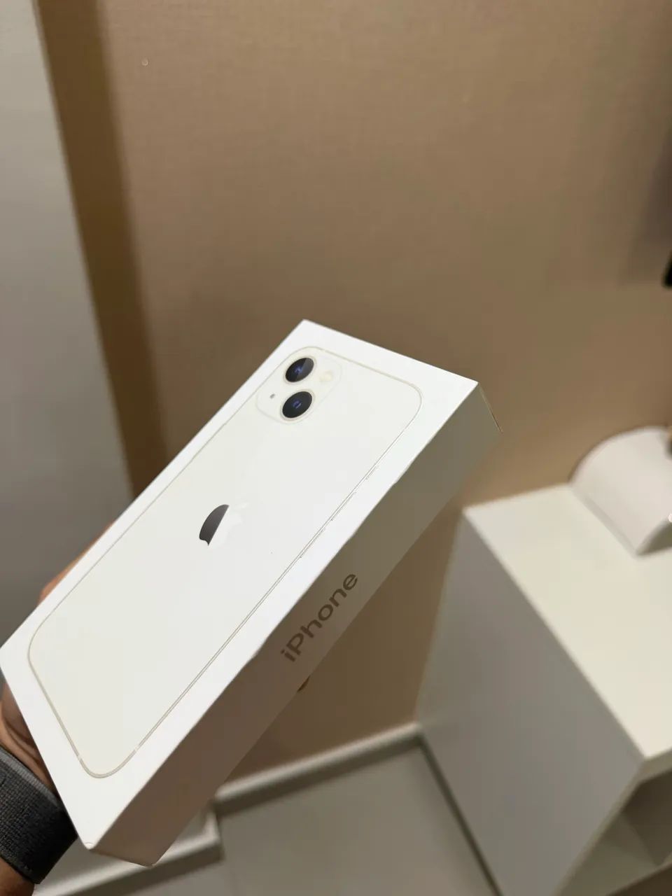 Apple iPhone 13 ホワイト 256G Apple iPhone 13 (256 GB) - Estelar | Parcelamento sem juros
