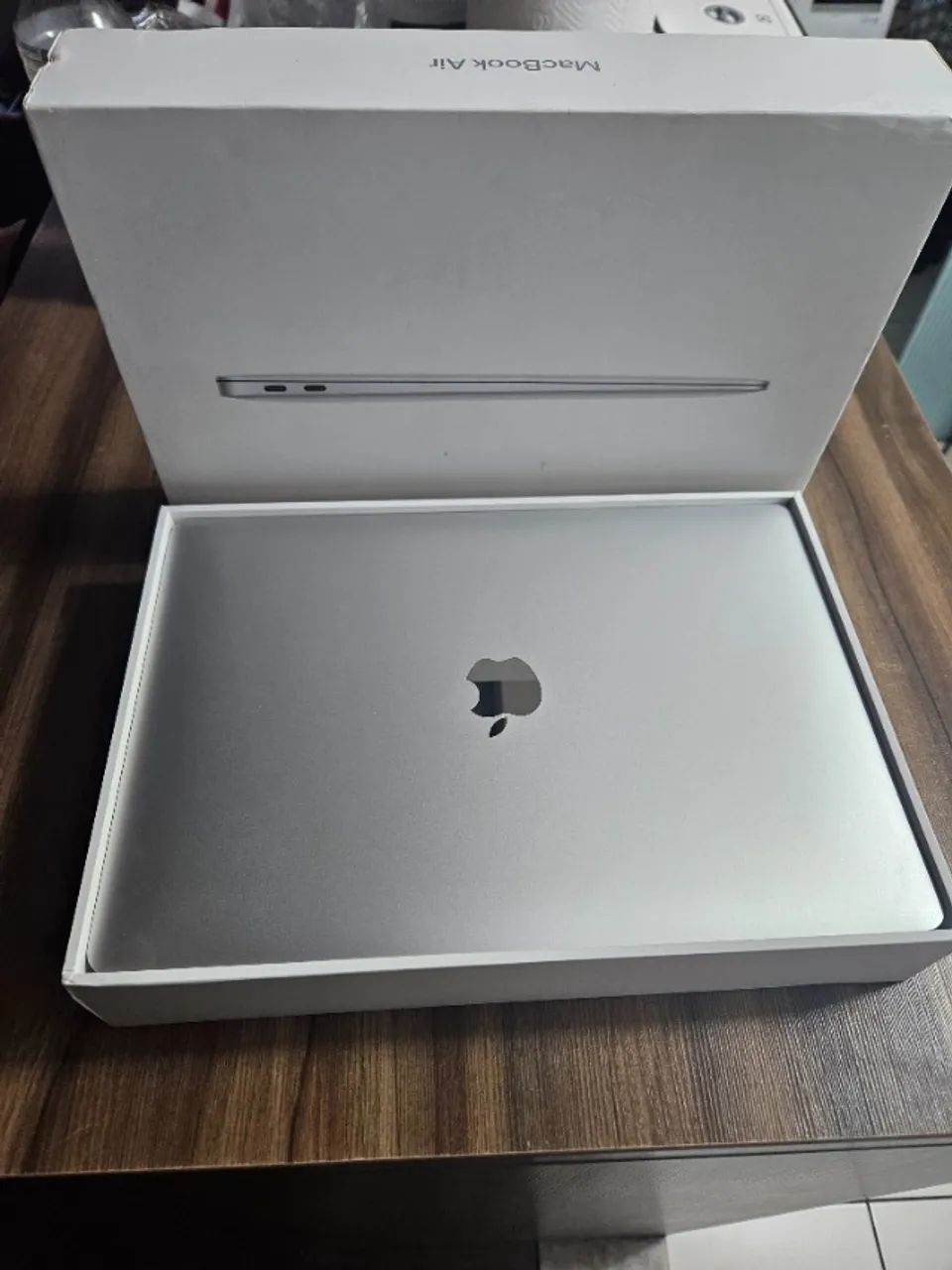 Macbook Air 13" Apple Silicon M1 | 8-CPU | 7-GPU - Usado