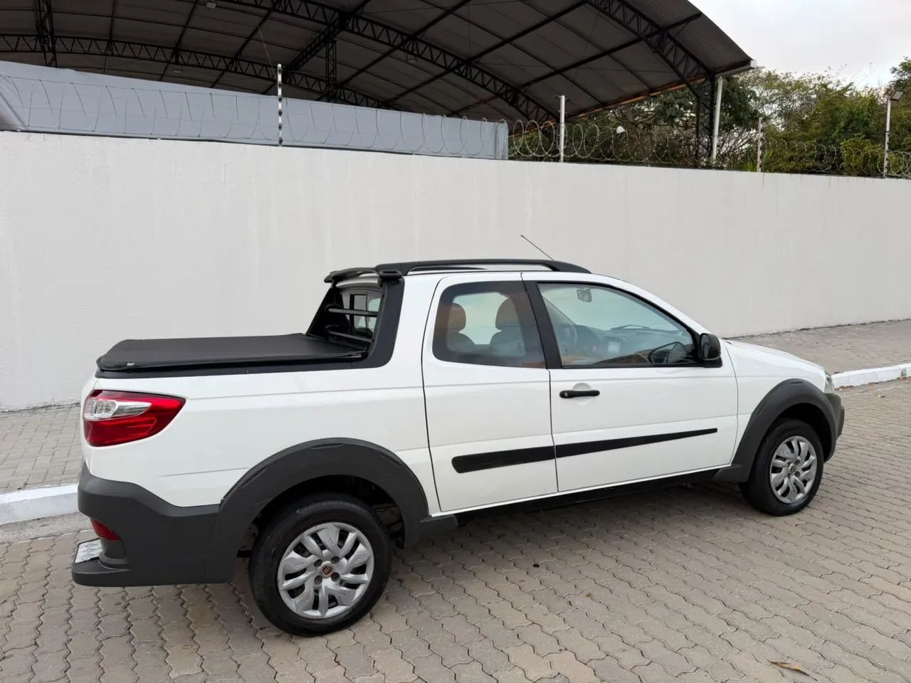 Fiat Strada Working 1.4 MPI Fire Flex 8V CD 2015 - Foto 5