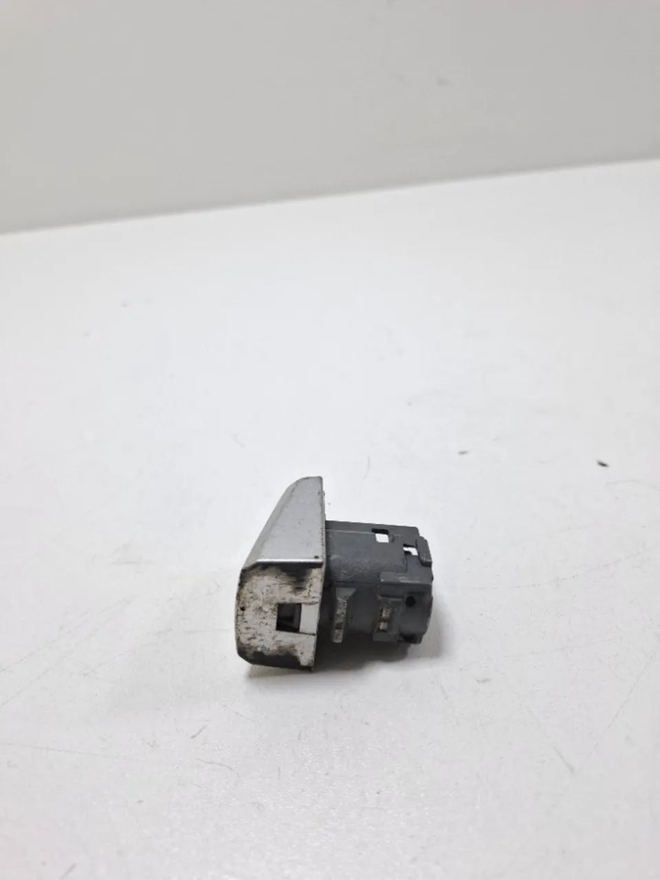 Cilindro Porta Dianteira Gm Cruze 2014 - Foto 3