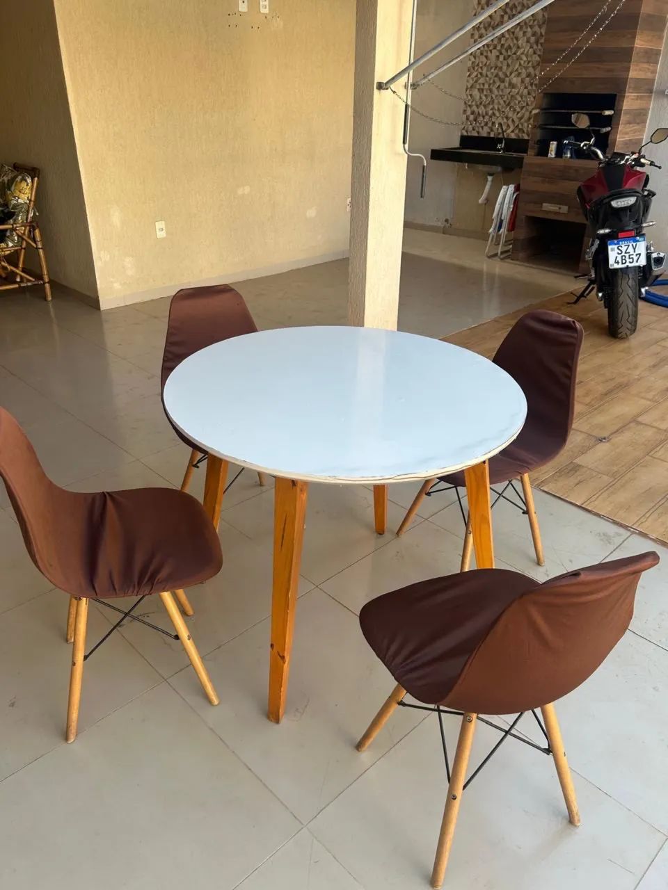 VENDO CONJUNTO DE MESA