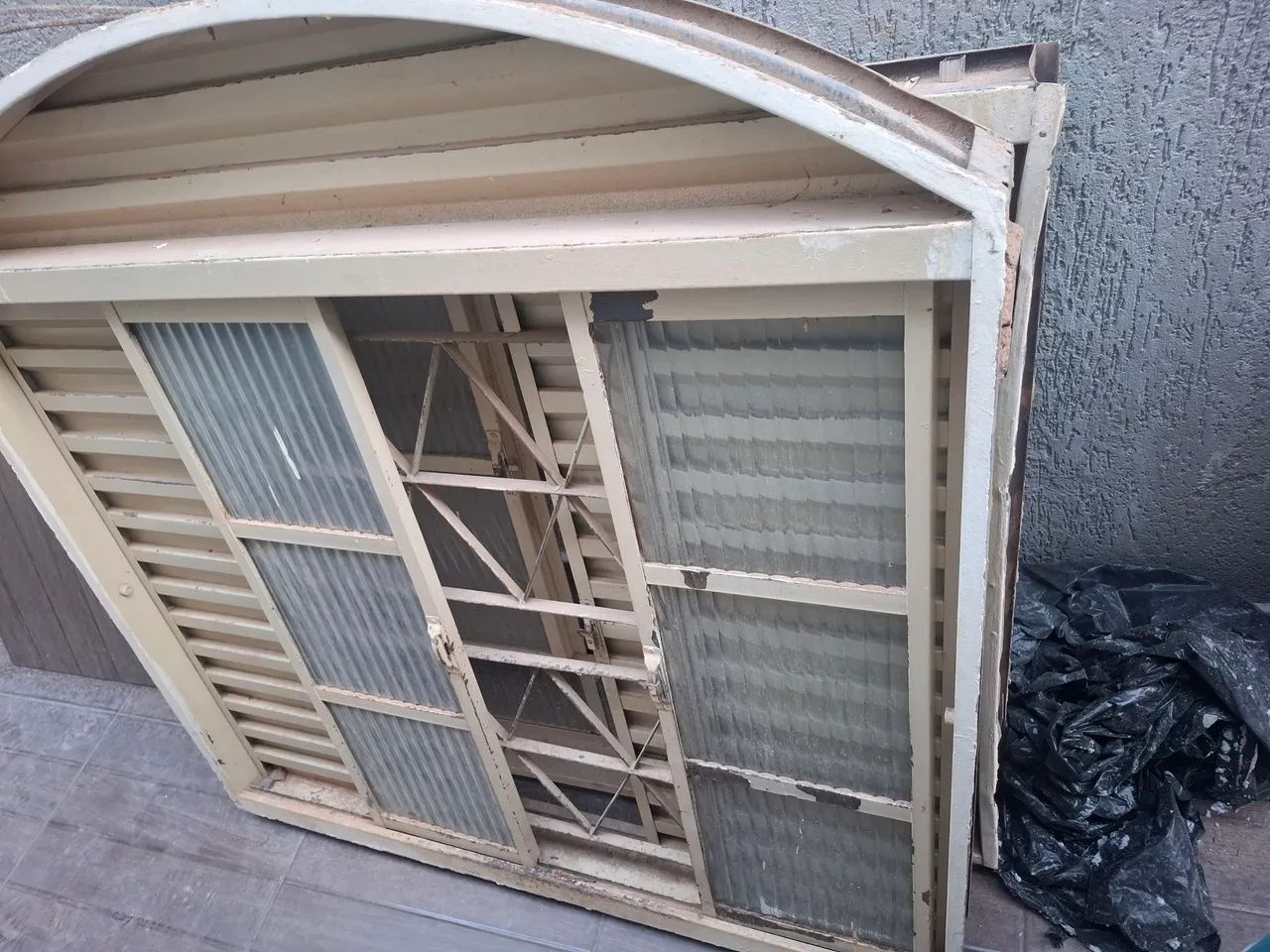 Desapego de obra470953960166533120