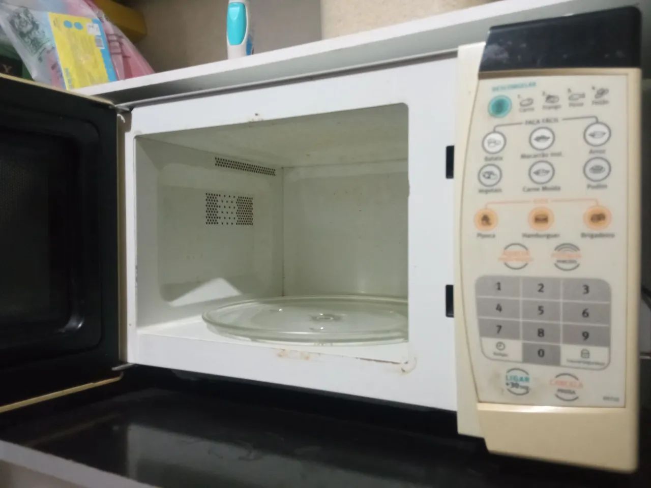 Microondas Electrolux Modelo MEF28 - 18 Litros - Foto 3