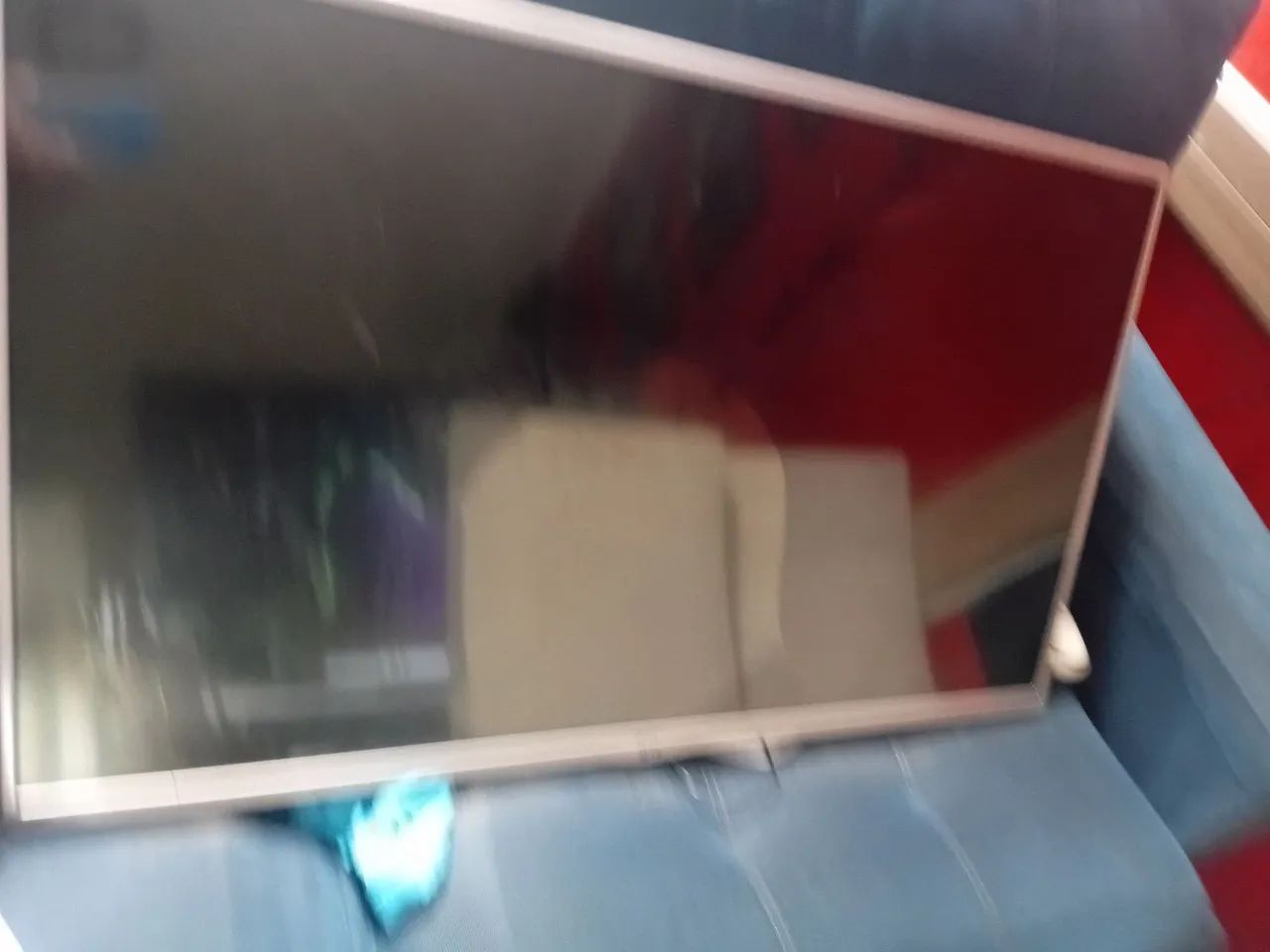 Vendo 2 smartv, 1 Samsung 49 polegadas e 1 LG 42 polegadas para retirada de peças  - Foto 3