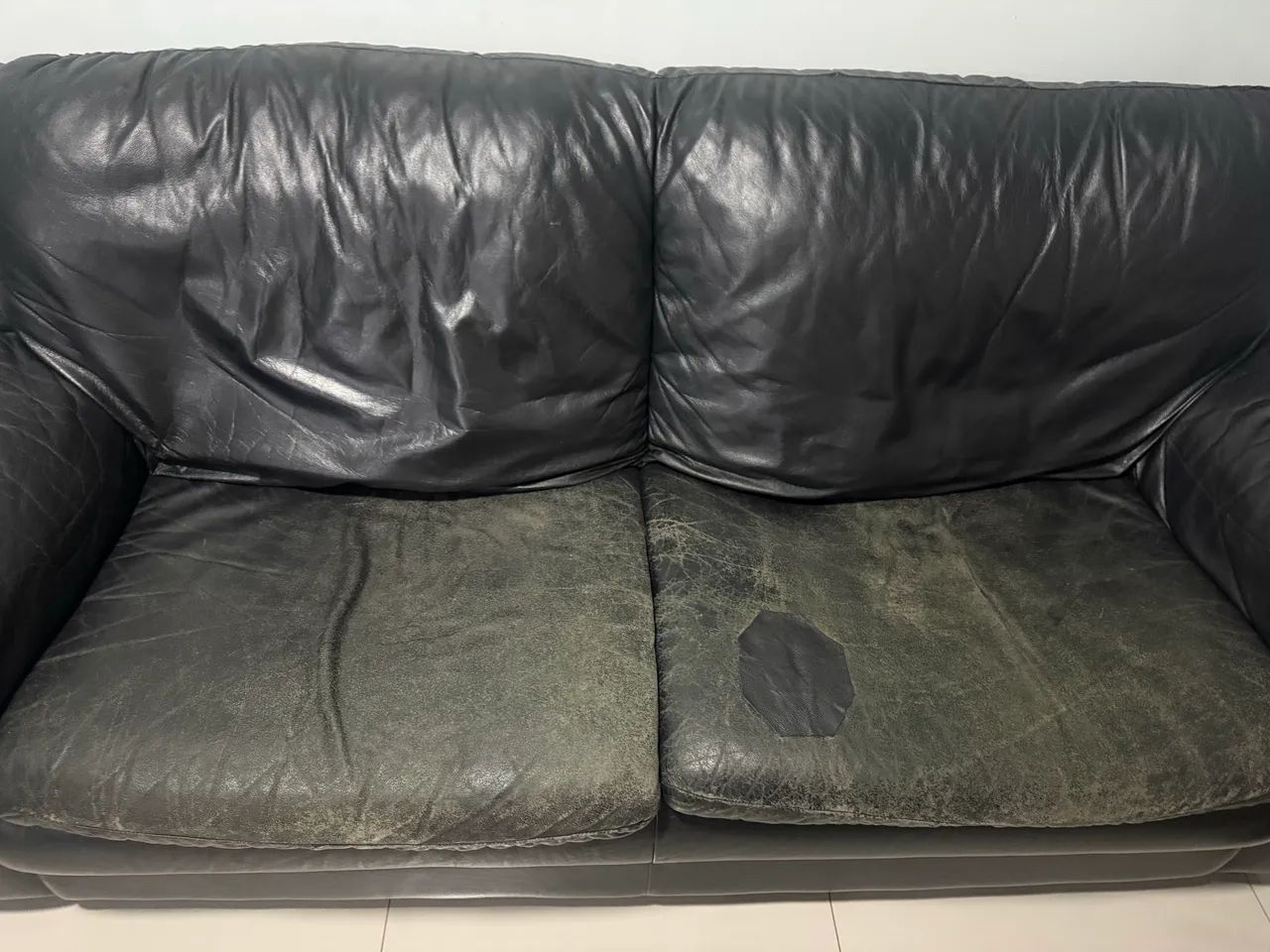 Sofá em 100% couro - Conjunto de 3 e 2 lugares  - Foto 2