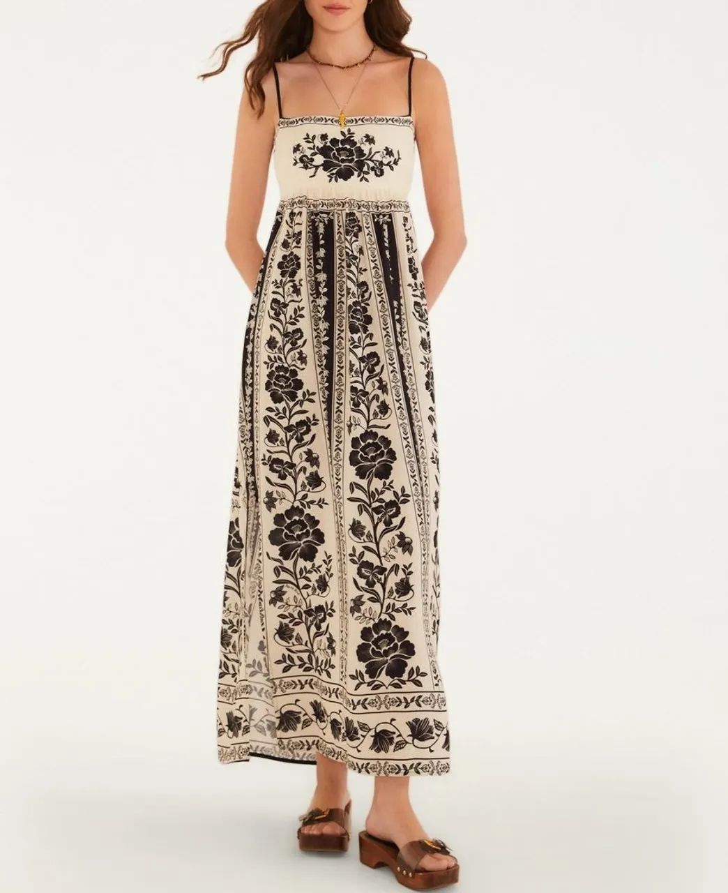 Vestido FARM RIO Cropped Estampado Floral
