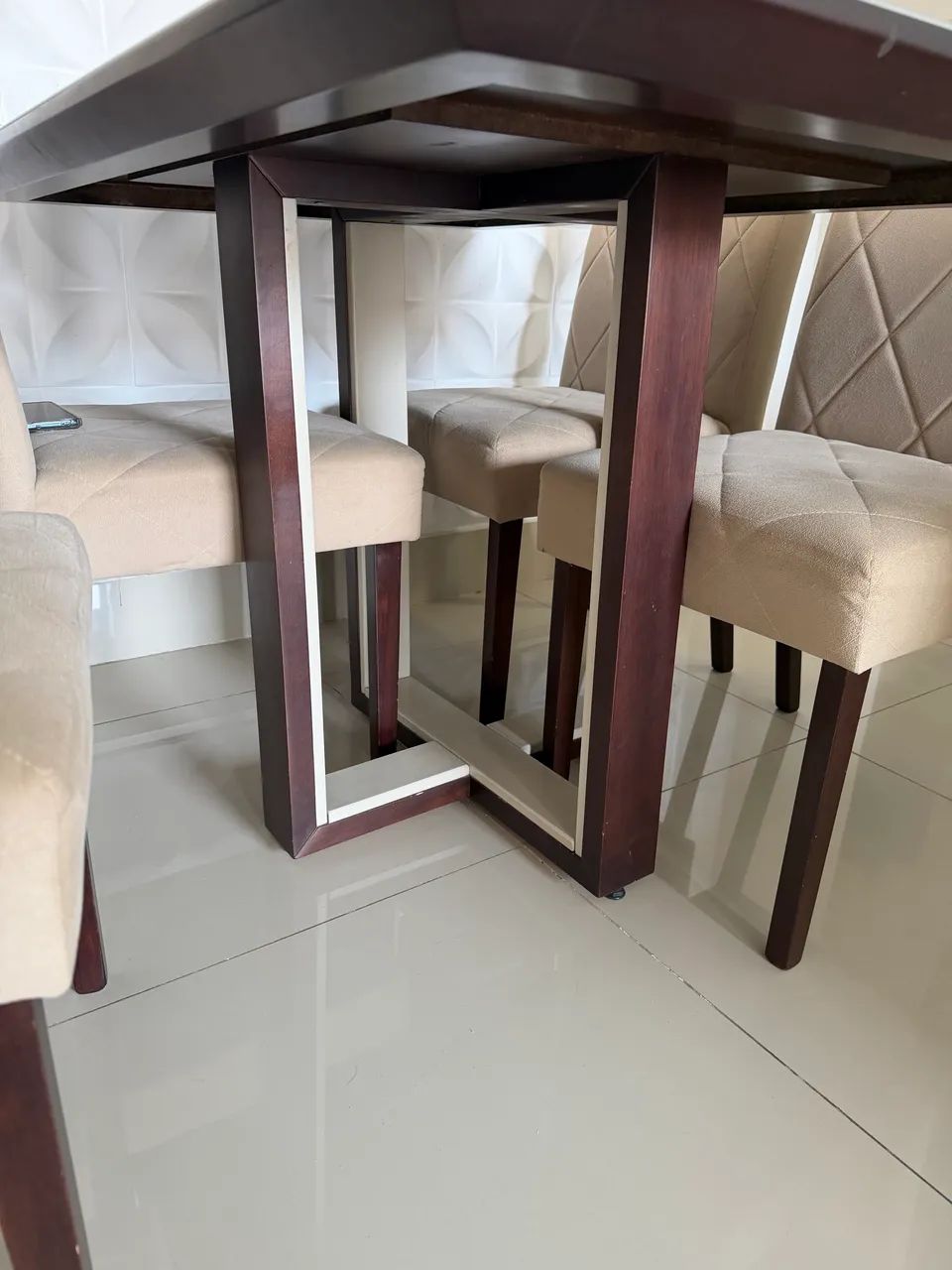 Conjunto mesa com 4 cadeiras - Foto 2