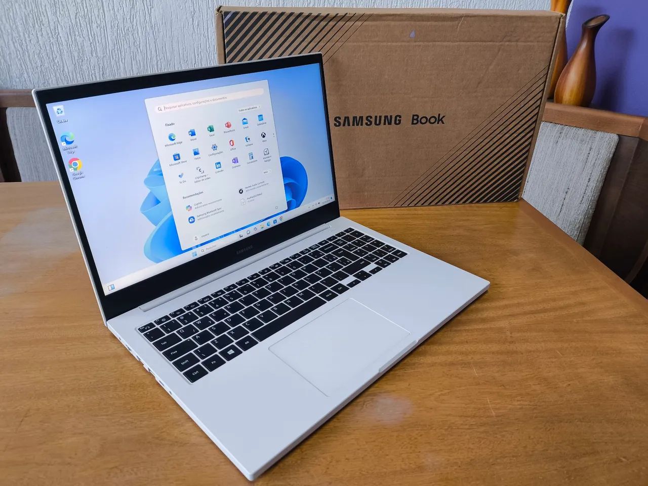 Notebook Samsung book branco, SSD M2 nvme, tela de 15.6 polegadas, windows 11 - Foto 2