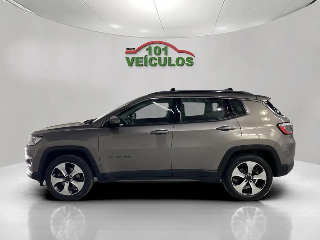 Jeep Compass Longitude 2.0 4X2 Flex 16V Aut. 2017 - Foto 3