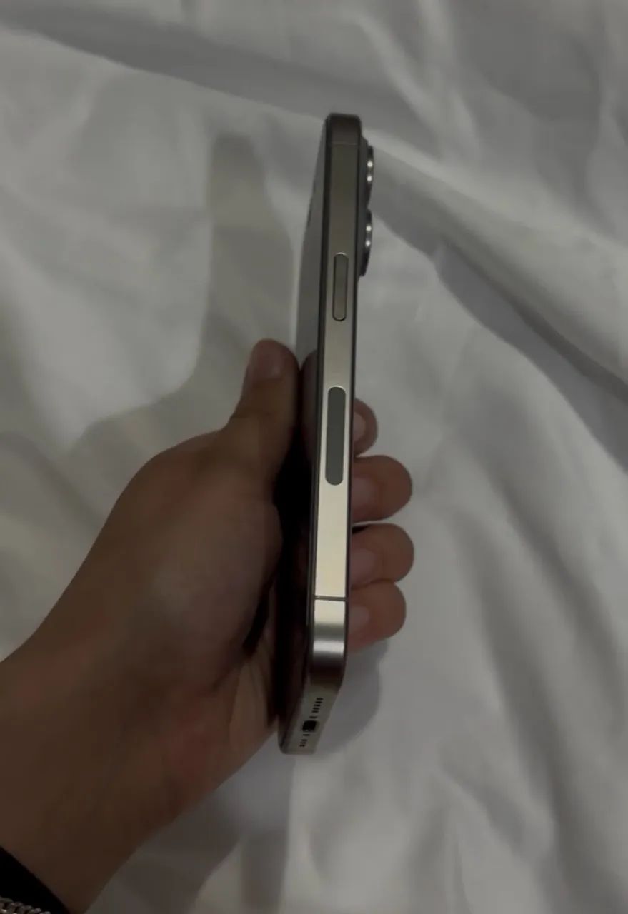 iPhone 15 pro 256gb - Foto 3