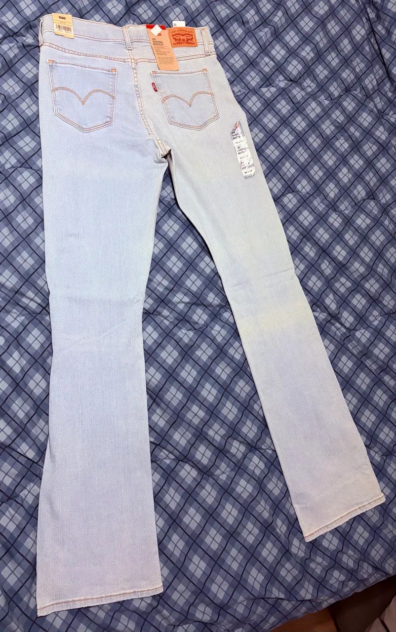 Calça Jeans Levis 315 shaping bootcut 42/44 - Foto 2