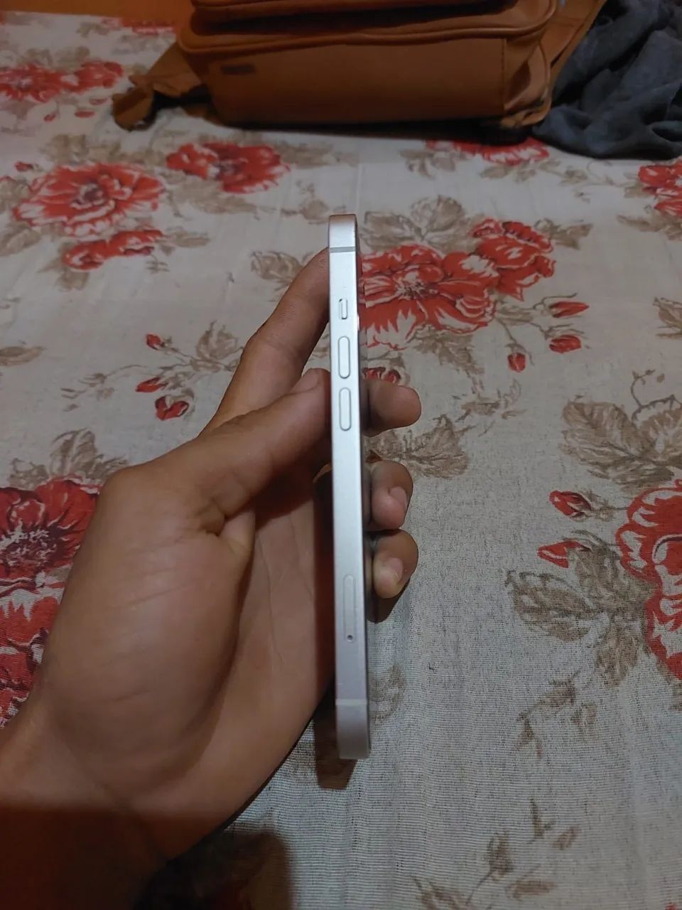 vendo iphone 13 256gb, todo original  - Foto 5