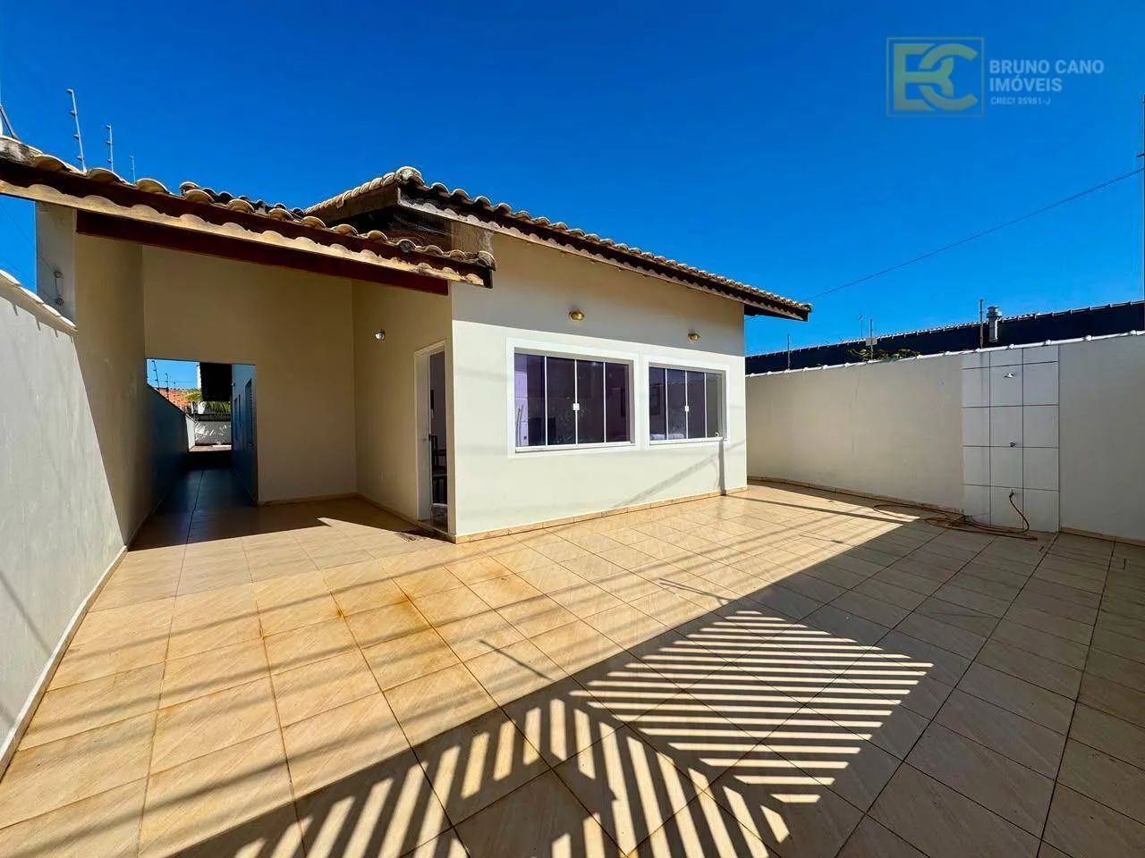 Casa com 3 Quartas à 100m do Mar - Maria Helena Novaes - Peruíbe/SP - Foto 2