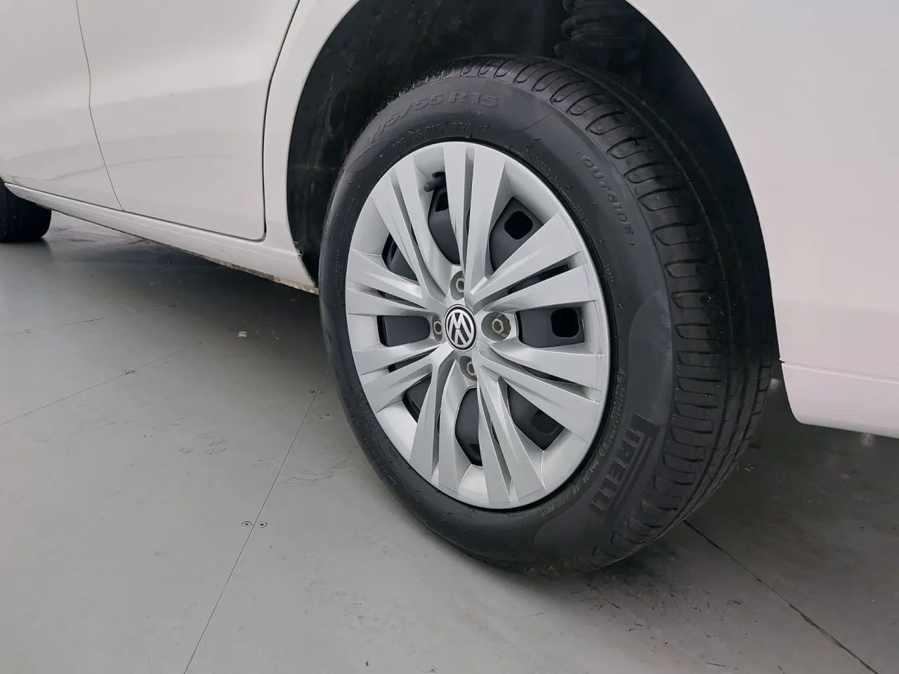 Volkswagen Voyage 1.0 Flex 12V 4p, foto 10 de 16