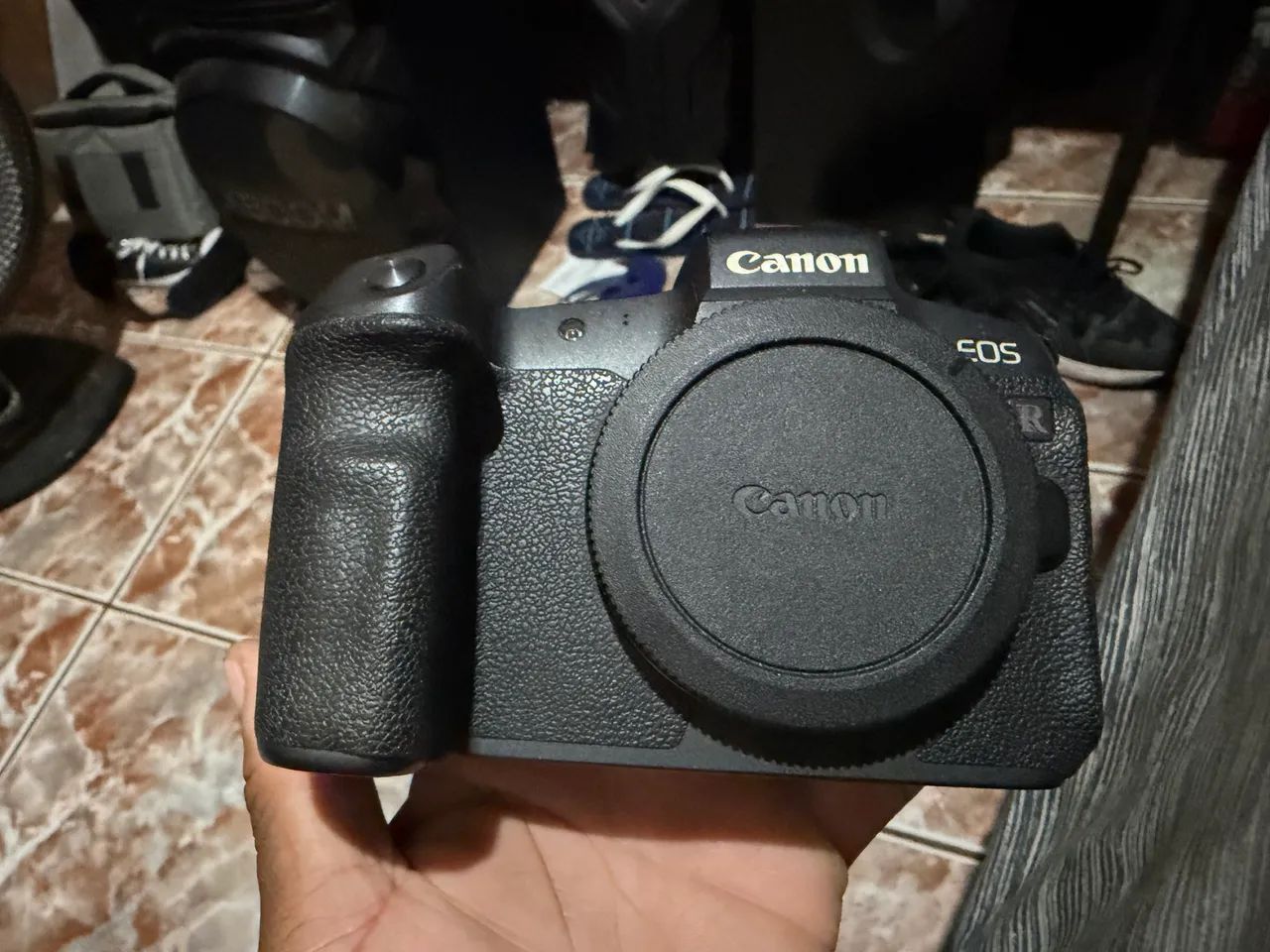 Canon R  - Foto 2