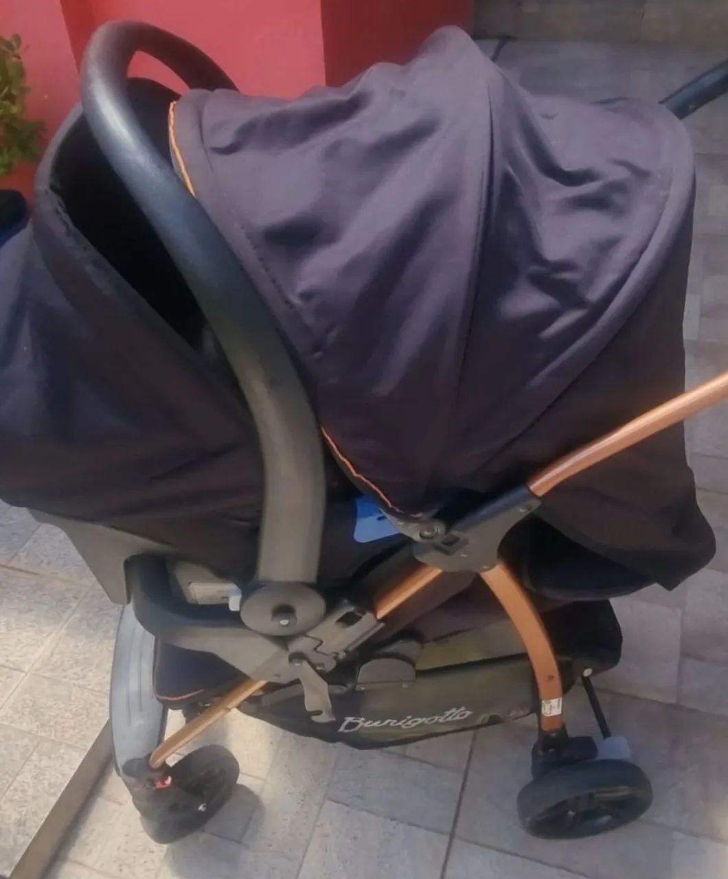 Carrinho e bebê conforto Buriggotto 
