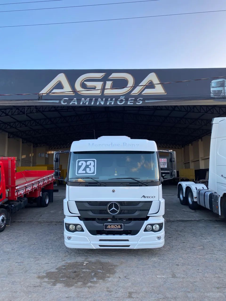 M/Benz Atego 2426 Ano 2023 - Foto 3