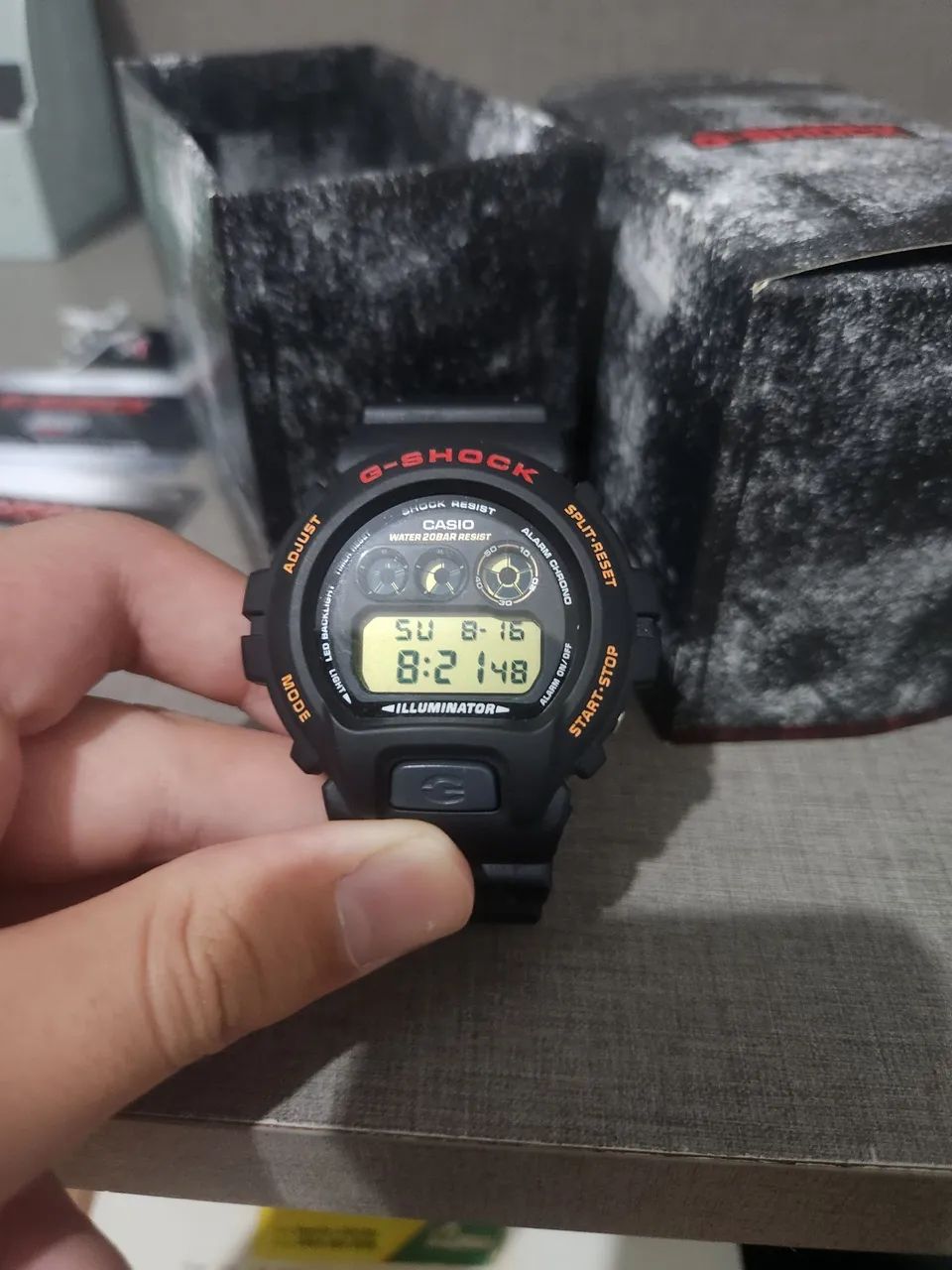 Relogio Casio DW-6900UB-9