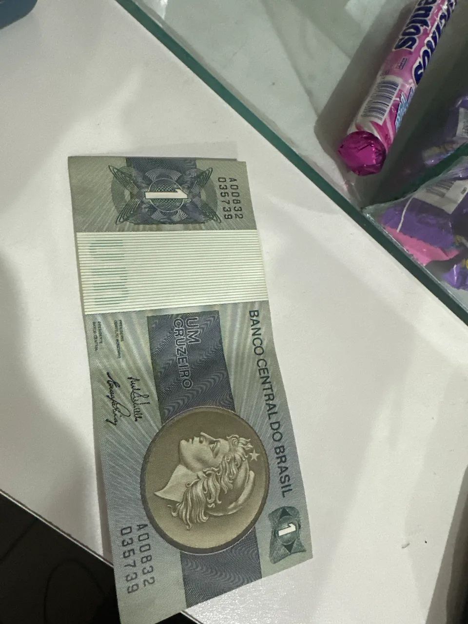 Old Banknotes64962662106881121