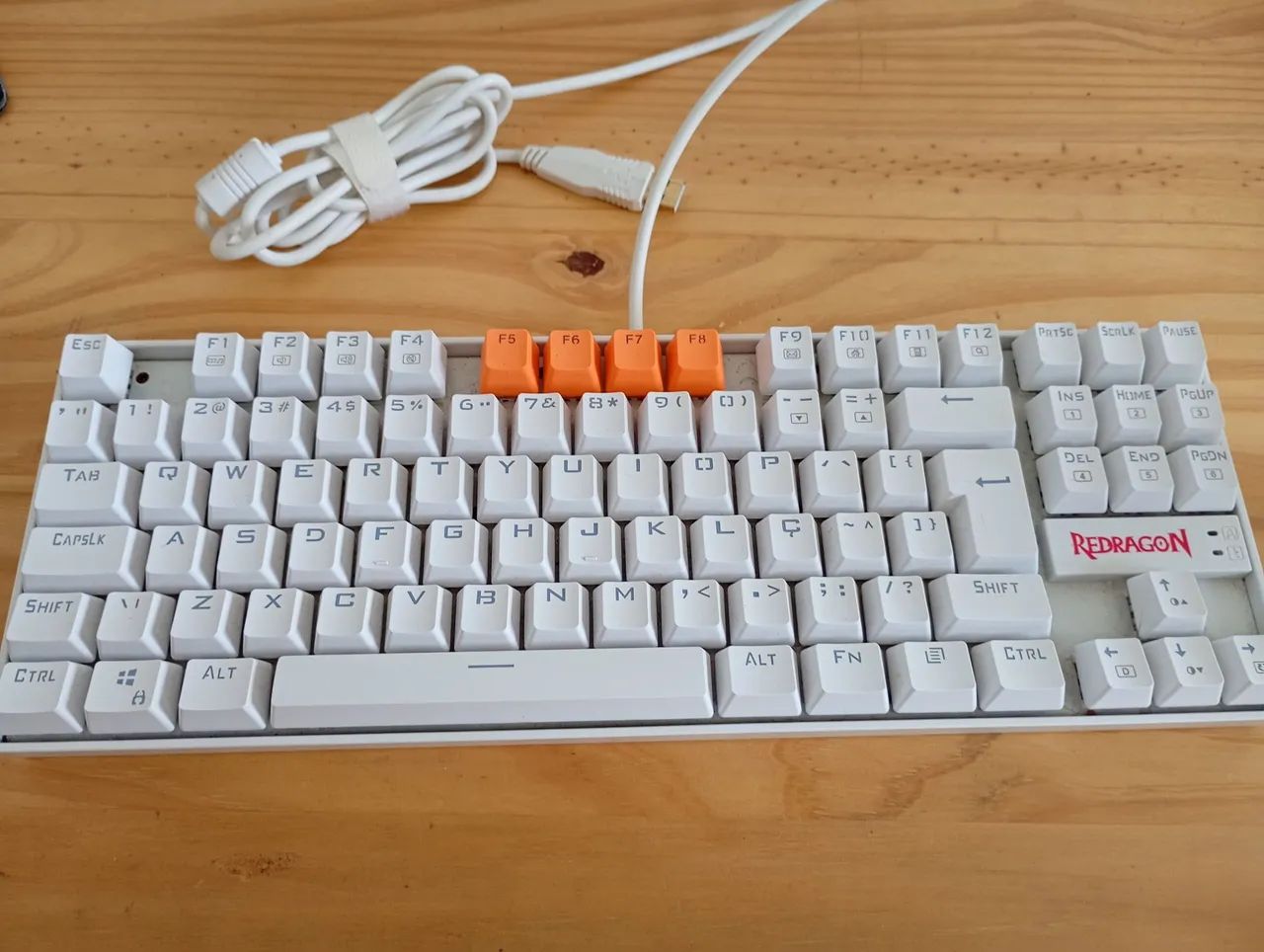 Teclado gamer Redragon KUMARA V2 com RGB<br><br>MODEL: K552W-RGB
