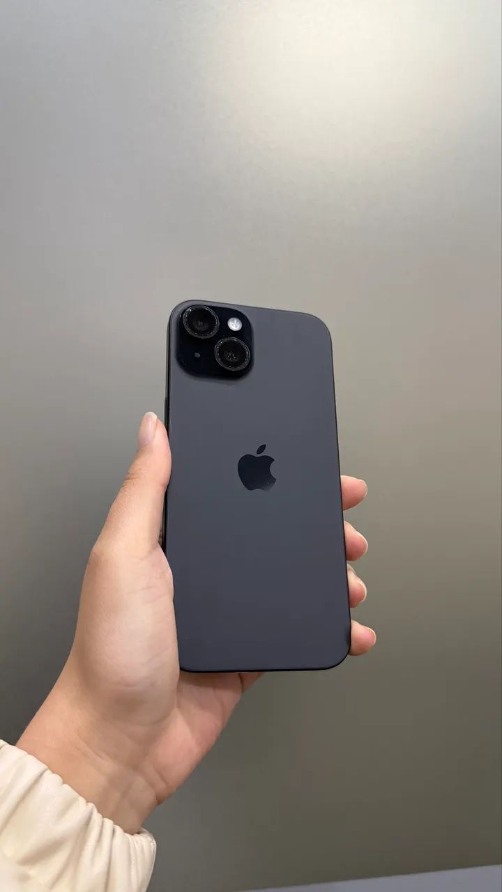 IPHONE 15 PRETO COM 128 GB  SEMINOVO