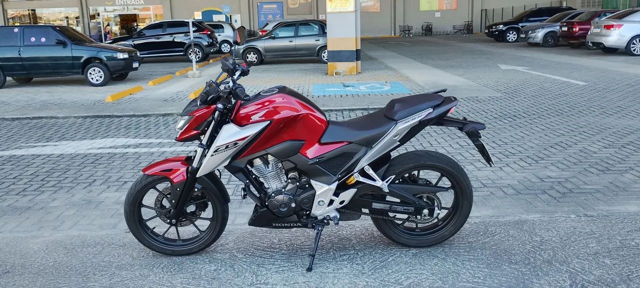 CB300F 2026 Super Nova