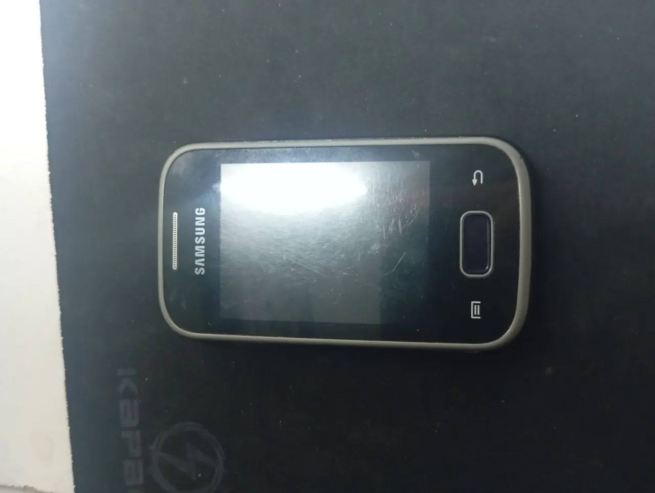 Samsung GT-S5301B com defeito