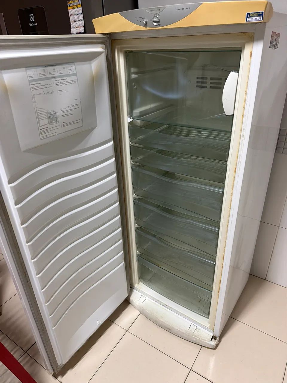 Freezer Brastemp 240 - Foto 2