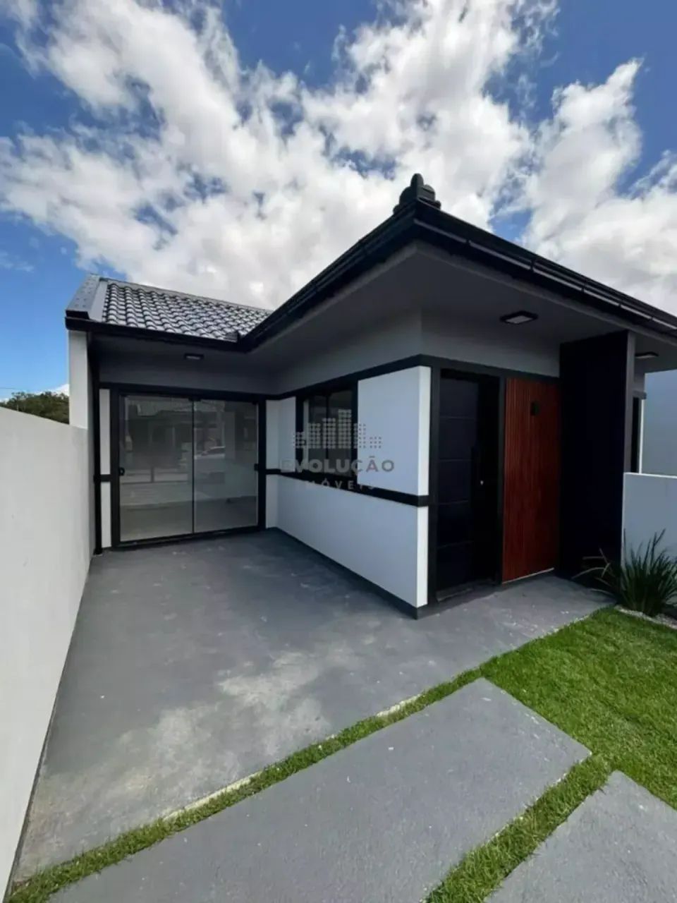 Casa Geminada com 2 Dormitórios  no Lisboa III - São José - SC