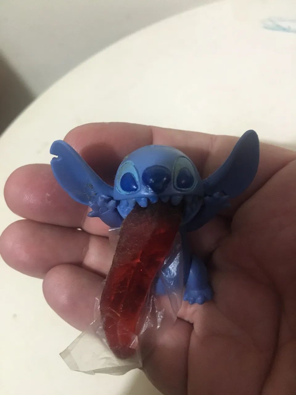 Lilo Stich miniatura com língua para fora  - Foto 2