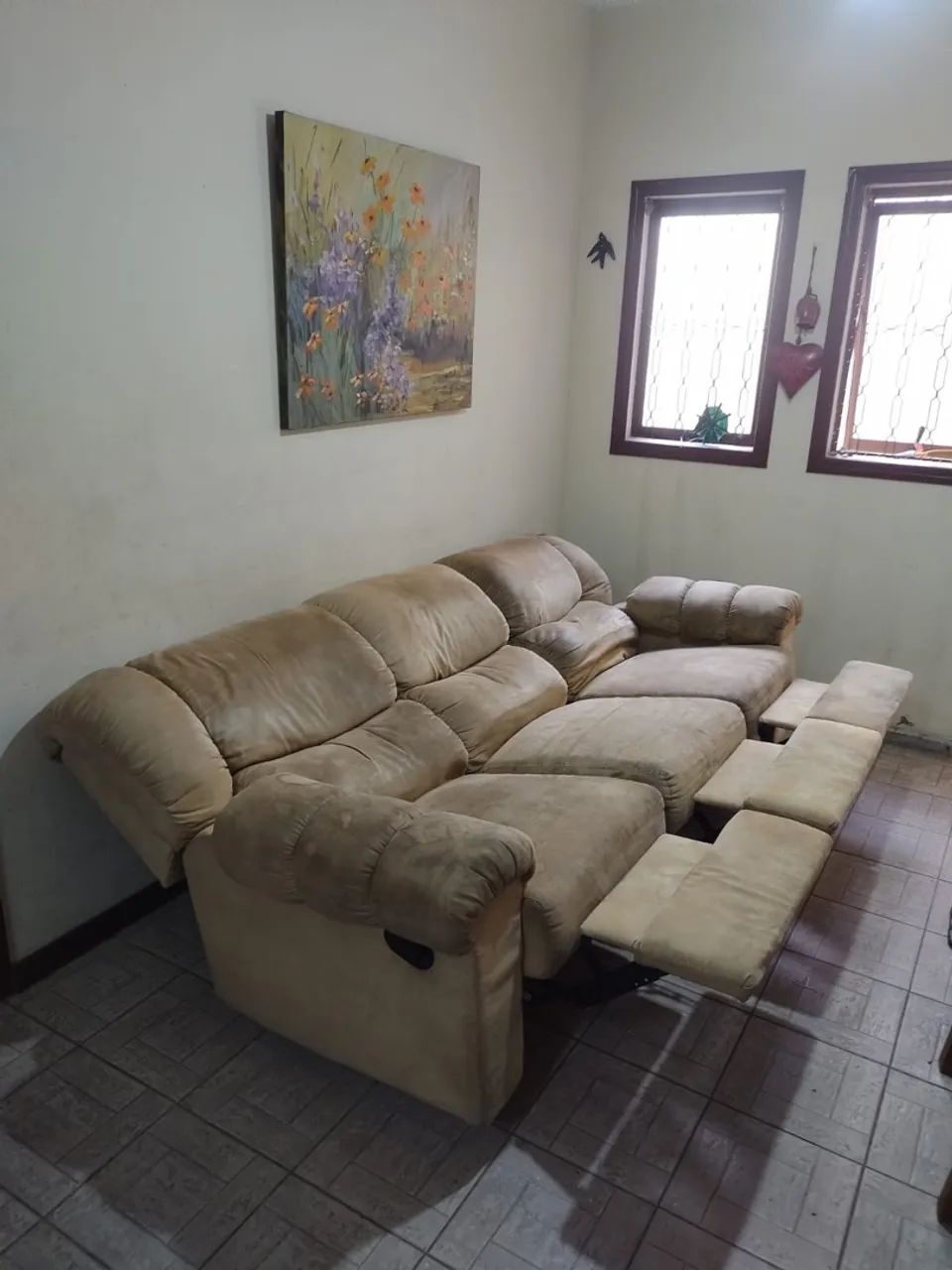 Sofá reciclável bege 3 lugares  - Foto 3