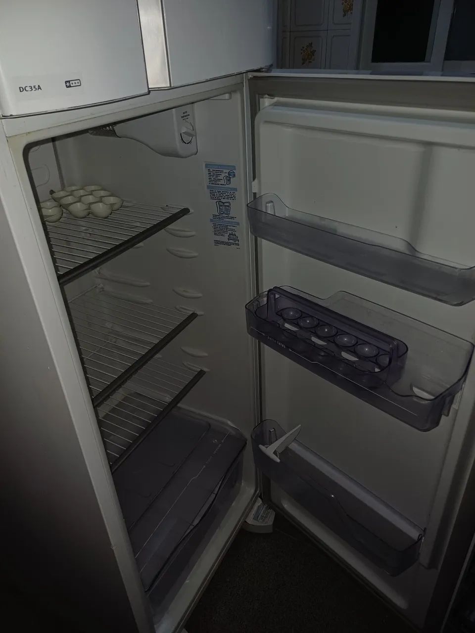 Geladeira Electrolux 260 litros - Foto 4