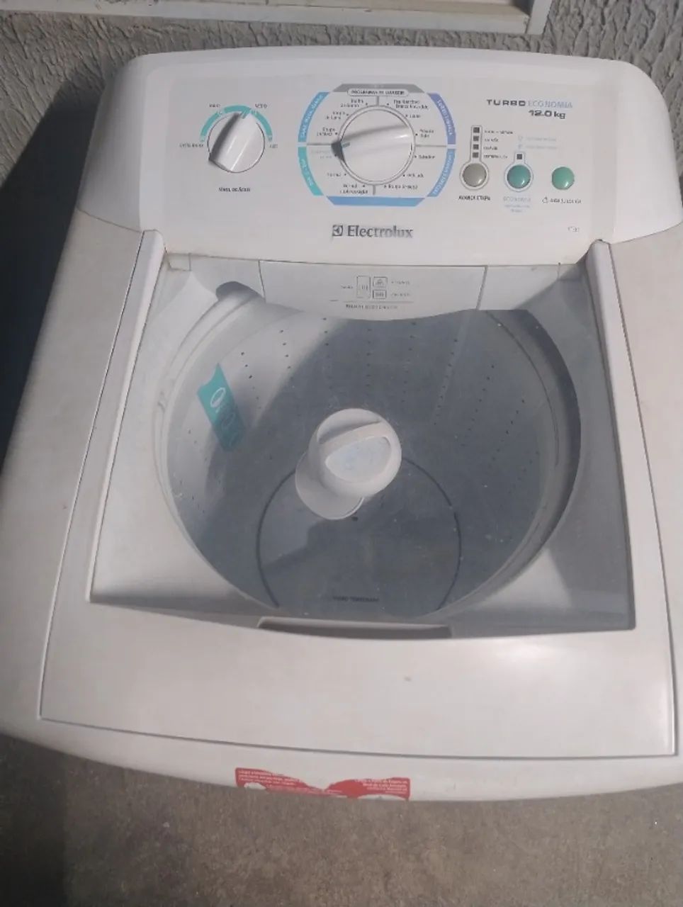 Máquina de lavar roupa Eletrolux 